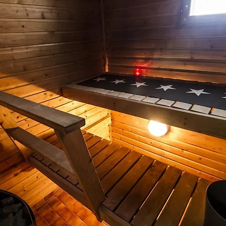 Naapurivaaran Feriehus Vuokatti