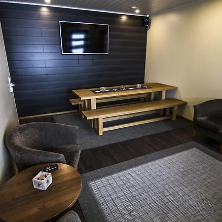 Naapurivaaran * Vuokatti