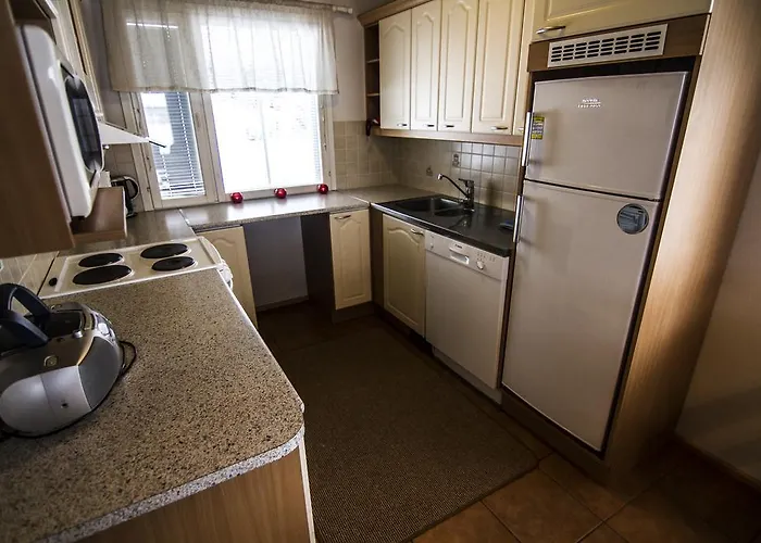 Naapurivaaran * Vuokatti